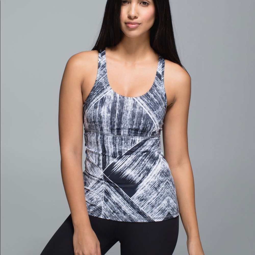 Lululemon Crossback  tank black and white size 6